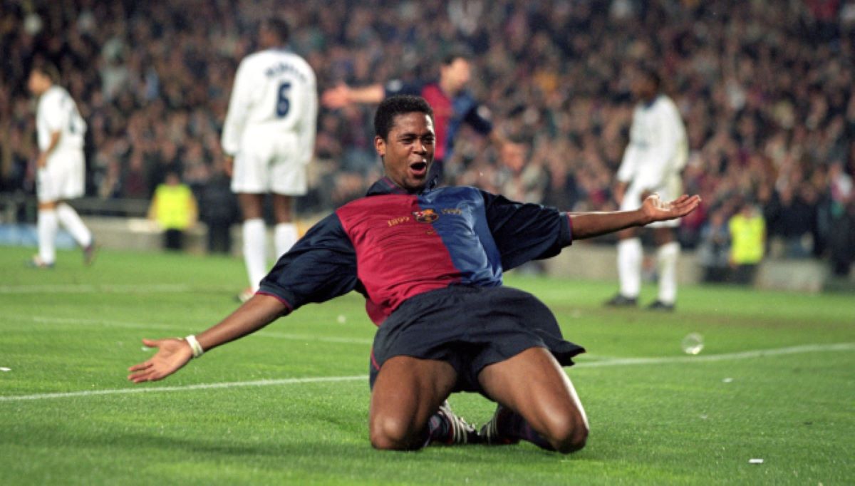 KLUIVERT_BARCELONA.jpg